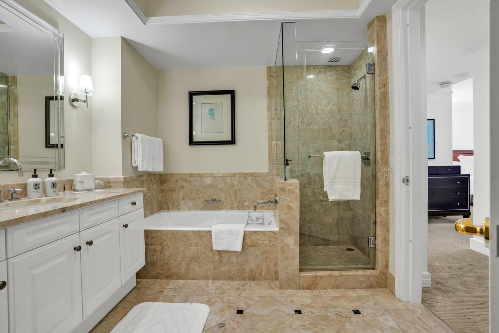 Private 2Bed - 2Bath Ocean View Suite Four Seasons Hotel- Four Seasons Miami * Miami