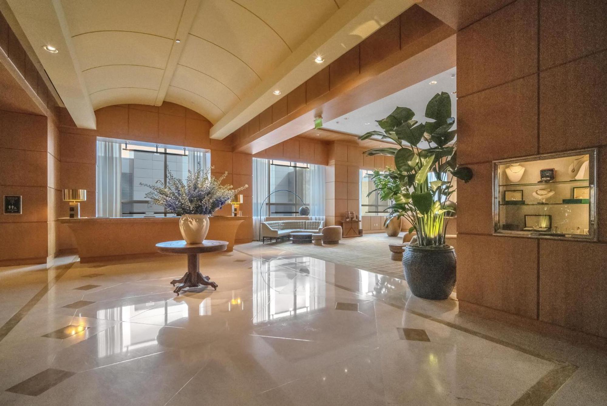 Private 2Bed - 2Bath Ocean View Suite Four Seasons Hotel- Four Seasons Miami