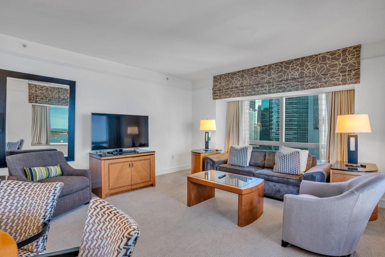 Private 2Bed - 2Bath Ocean View Suite Four Seasons Hotel- Four Seasons Miami