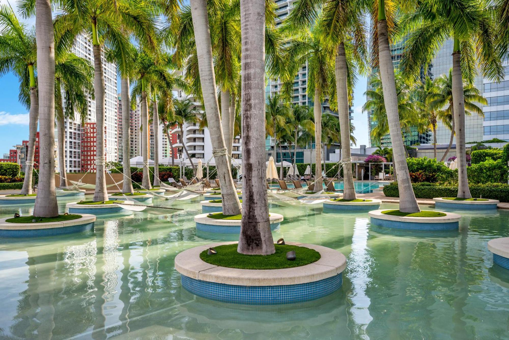 Apartahotel Private 2Bed - 2Bath Ocean View Suite Four Seasons Hotel- Four Seasons Miami Miami